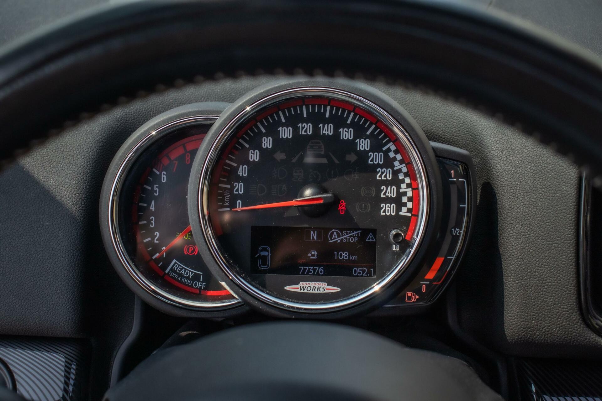 45592432-15.jpg