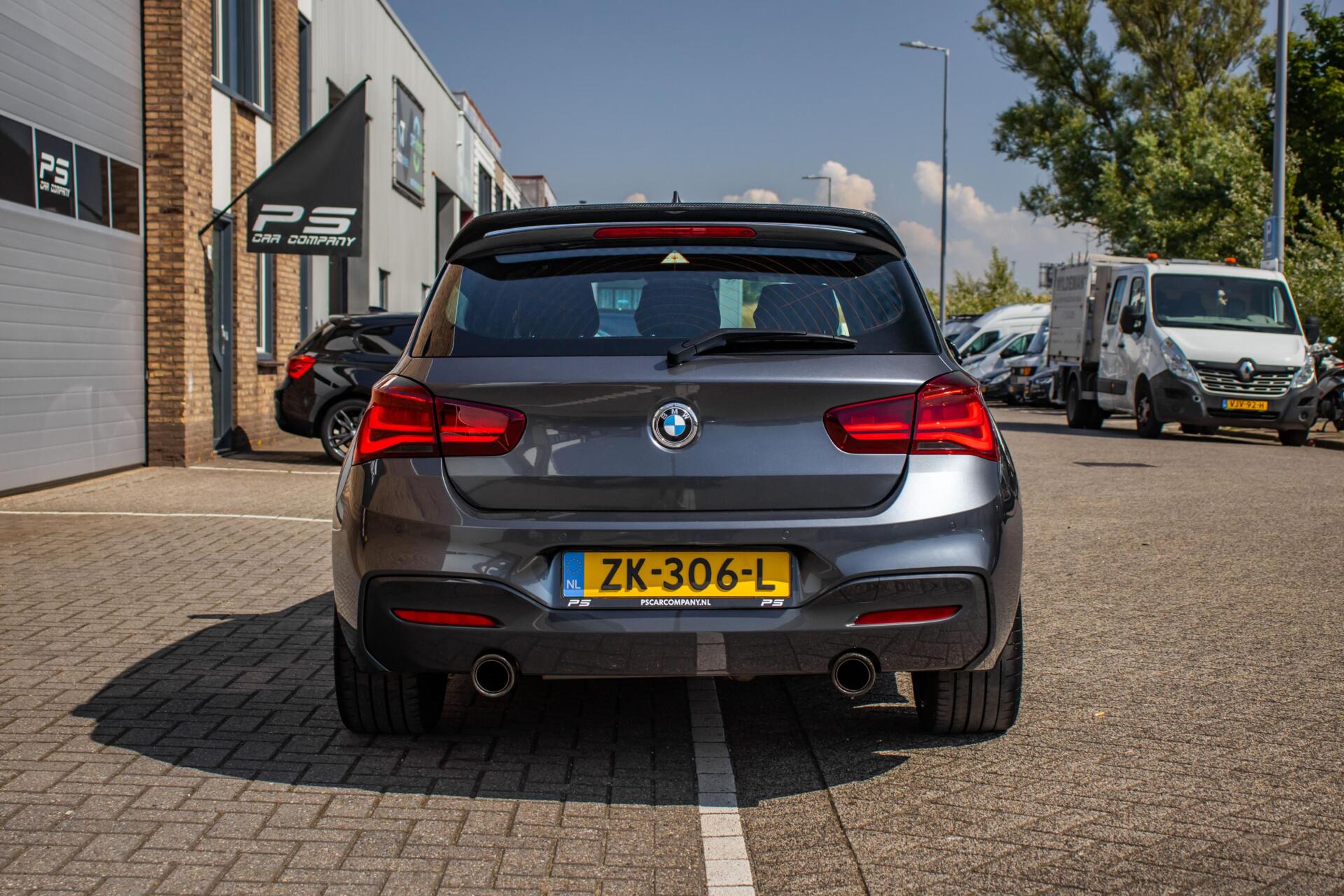 46096190-4.jpg