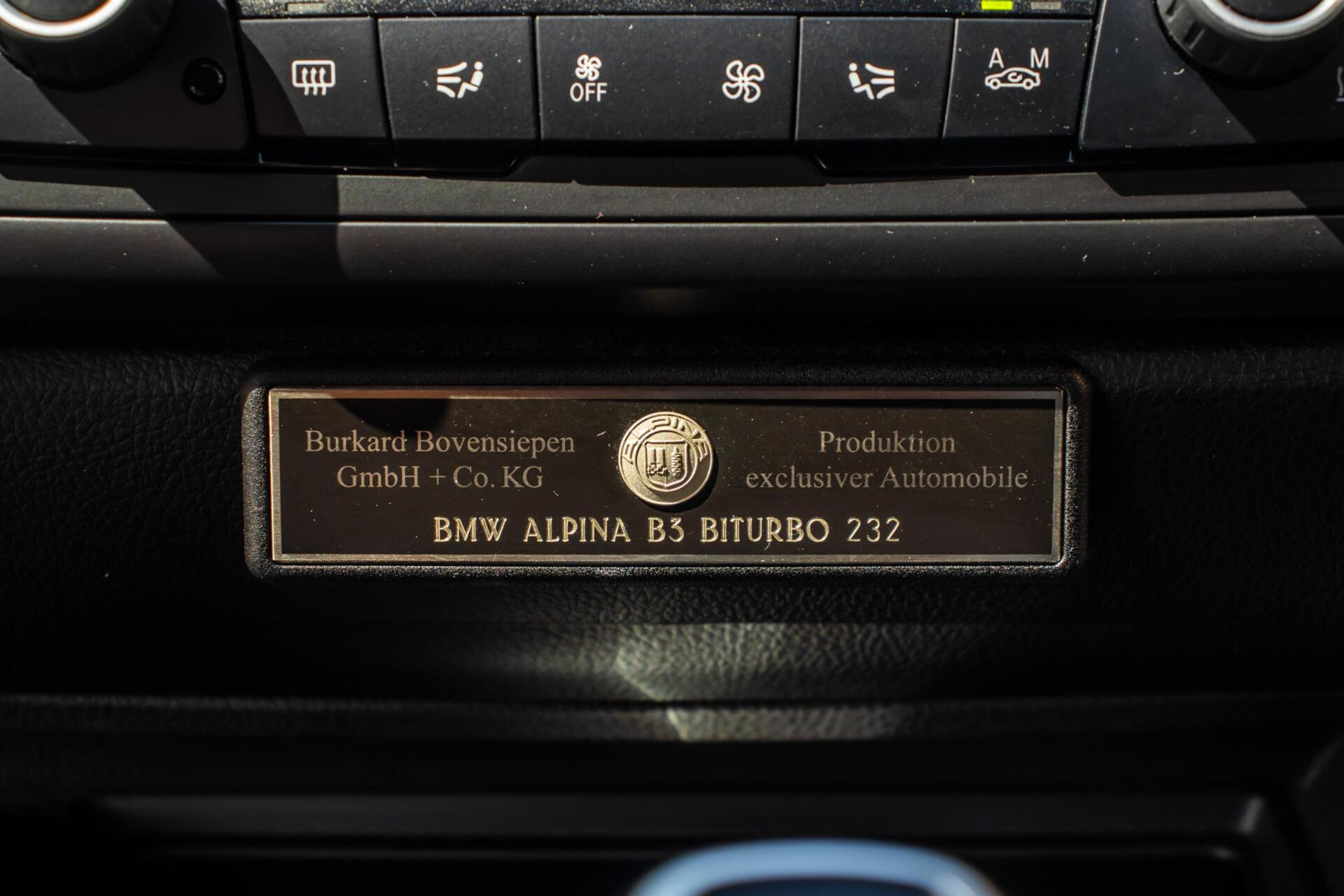 46853427-18.jpg